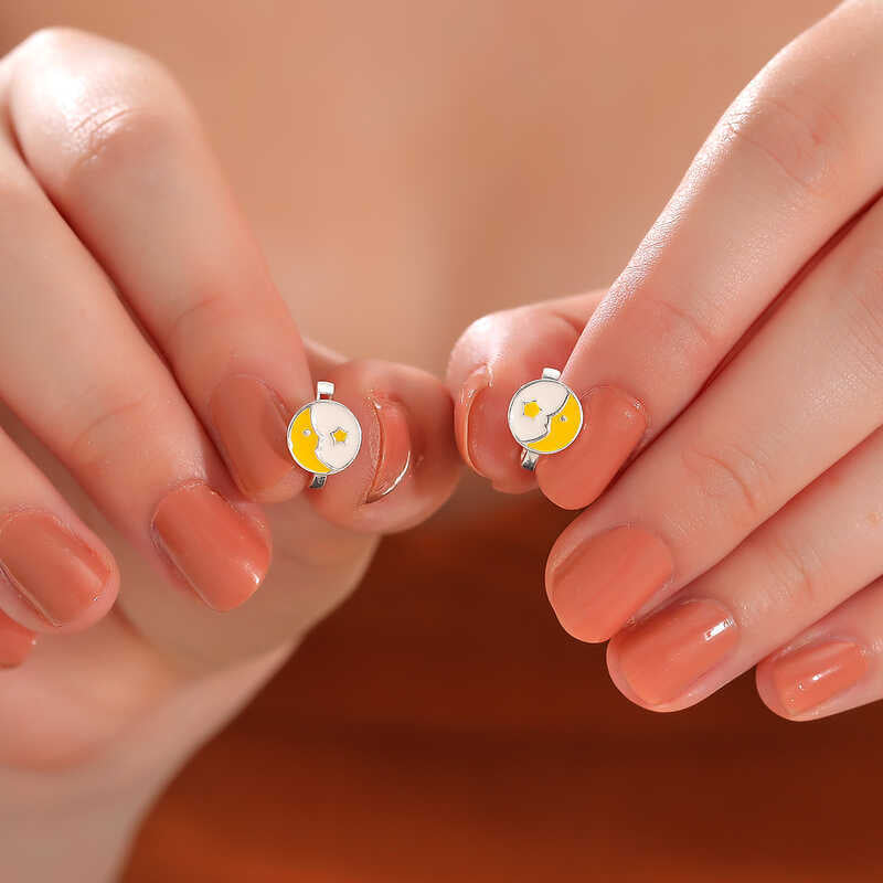 Moon & Star Girl's Earrings image 1