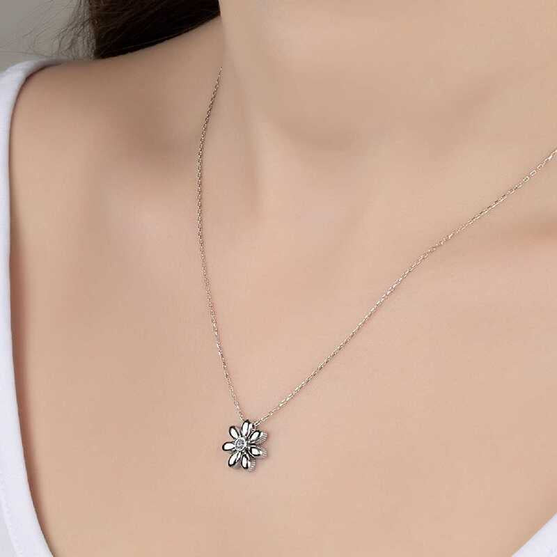 Swarovski Crystals Stone Silver Daisy Women's Necklace image 1
